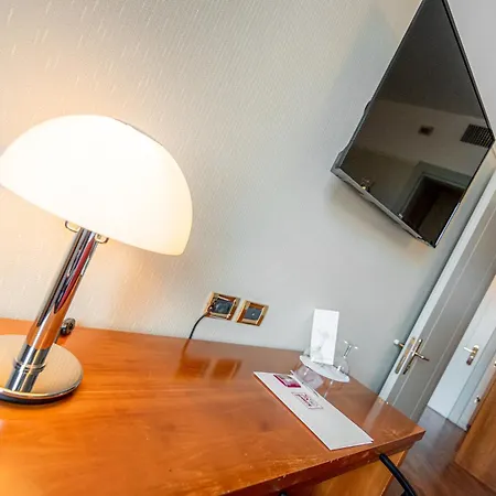 Della Porta Otel 4*