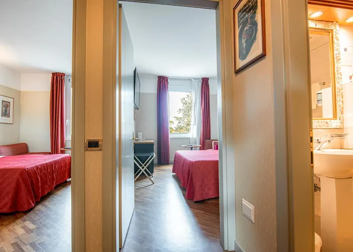 德拉波塔酒店 4*