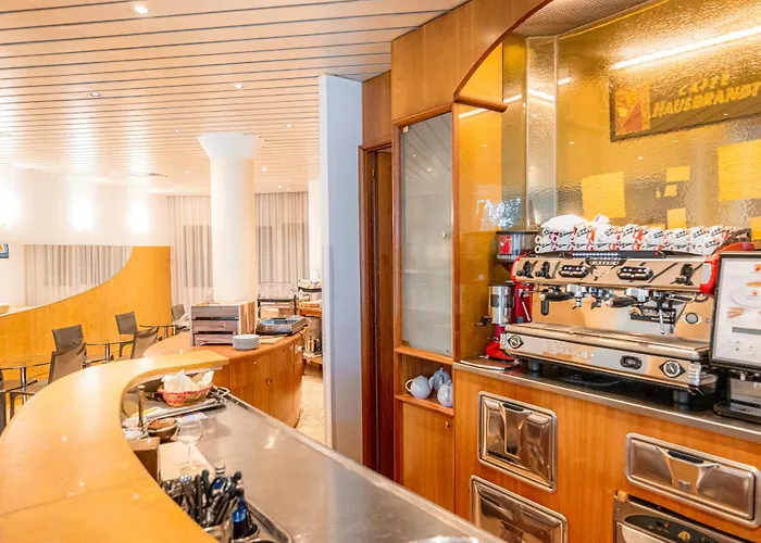 德拉波塔酒店 圣阿兹吉罗迪奥