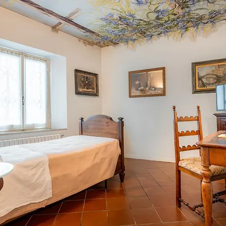 Della Porta 4*