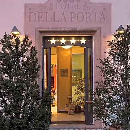 Della Porta Szálloda 4*