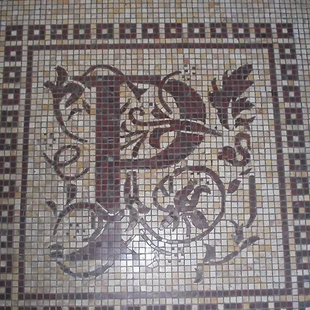 Della Porta 4*