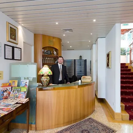 Della Porta Отель